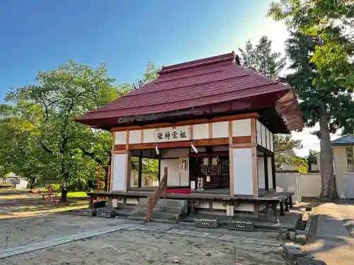 木留神社の本殿