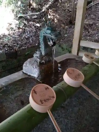 槵觸神社の手水舎
