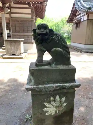 上下諏訪神社の狛犬