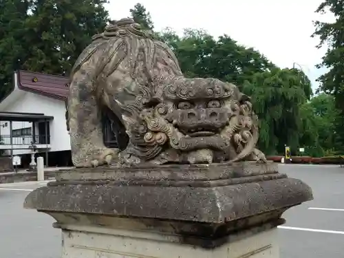 烏帽子山八幡宮の狛犬