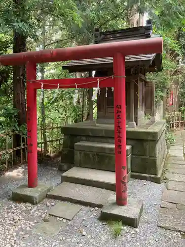 白笹稲荷神社の本殿・本堂