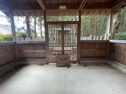 清水神社の{uncategorized: "未分類", other: "その他", undefined: "問題あり", building: "その他建物", grave: "お墓", sacred_gate: "鳥居", guardian: "狛犬", statue: "像", buddha: "仏像", history: "歴史", nature: "自然", garden: "庭園", animal: "動物", pagoda: "塔", temizu: "手水舎", mountain_gate: "山門・神門", sanctuary: "本殿・本堂", subordinate: "末社・摂社", art: "芸術", scenery: "景色", jizo: "地蔵", ema: "絵馬", goshuin: "御朱印", omikuji: "おみくじ", items: "授与品その他", amulet: "お守り", goshuincho: "御朱印帳", eats: "食事", festival: "お祭り", votive_dance: "神楽", shichigosan: "七五三参", wedding: "結婚式", experience: "体験その他", initially: "初詣", around: "周辺", anti_infection: "感染症対策"}