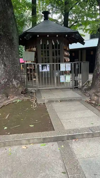 鳩森八幡神社の末社・摂社