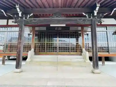 長福寺の{uncategorized: "未分類", other: "その他", undefined: "問題あり", building: "その他建物", grave: "お墓", sacred_gate: "鳥居", guardian: "狛犬", statue: "像", buddha: "仏像", history: "歴史", nature: "自然", garden: "庭園", animal: "動物", pagoda: "塔", temizu: "手水舎", mountain_gate: "山門・神門", sanctuary: "本殿・本堂", subordinate: "末社・摂社", art: "芸術", scenery: "景色", jizo: "地蔵", ema: "絵馬", goshuin: "御朱印", omikuji: "おみくじ", items: "授与品その他", amulet: "お守り", goshuincho: "御朱印帳", eats: "食事", festival: "お祭り", votive_dance: "神楽", shichigosan: "七五三参", wedding: "結婚式", experience: "体験その他", initially: "初詣", around: "周辺", anti_infection: "感染症対策"}