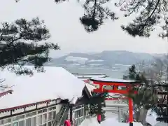 高島稲荷神社の景色