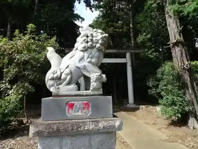 八龍神社の狛犬