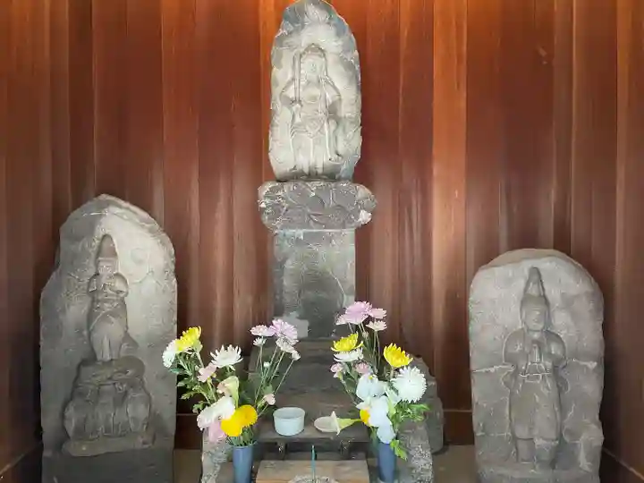 宮益御嶽神社の仏像