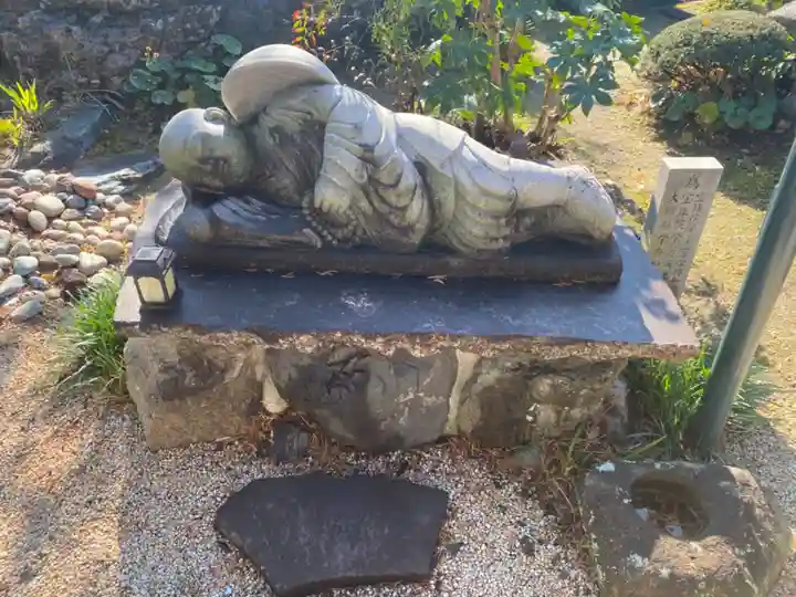 寳珠院(常楽寺)の像