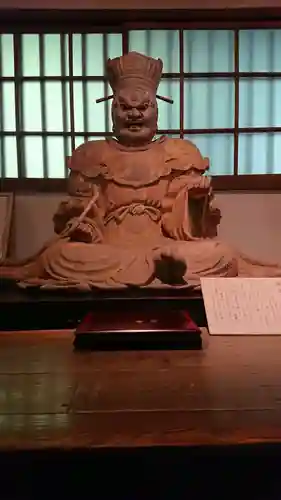 円応寺の像