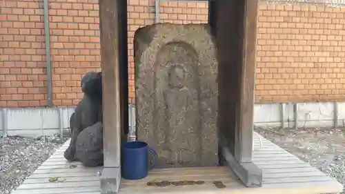 高山稲荷神社の末社