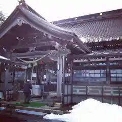 倶利迦羅不動寺山頂本堂の本殿