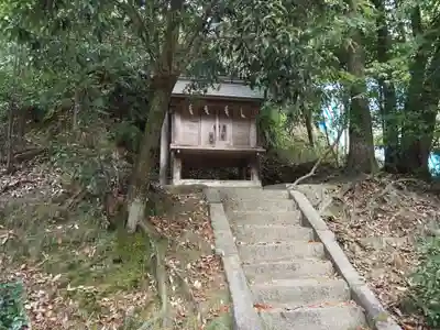 敢國神社の末社・摂社