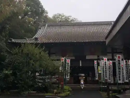 弥勒寺の本殿・本堂