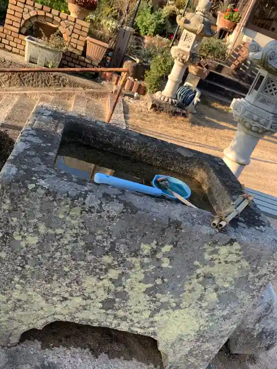 華光寺の手水舎