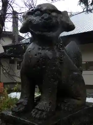 鷹栖神社の狛犬