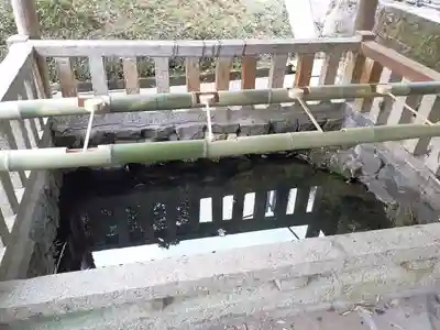 天満社（宮山天満社）の手水舎