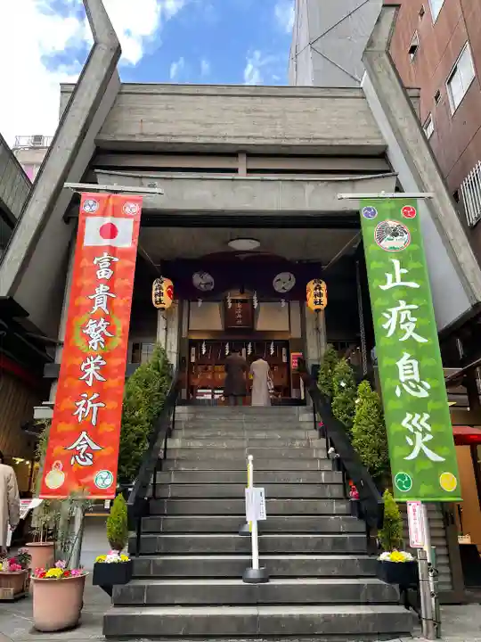 烏森神社の本殿・本堂