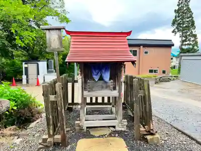奥富士出雲神社の末社・摂社