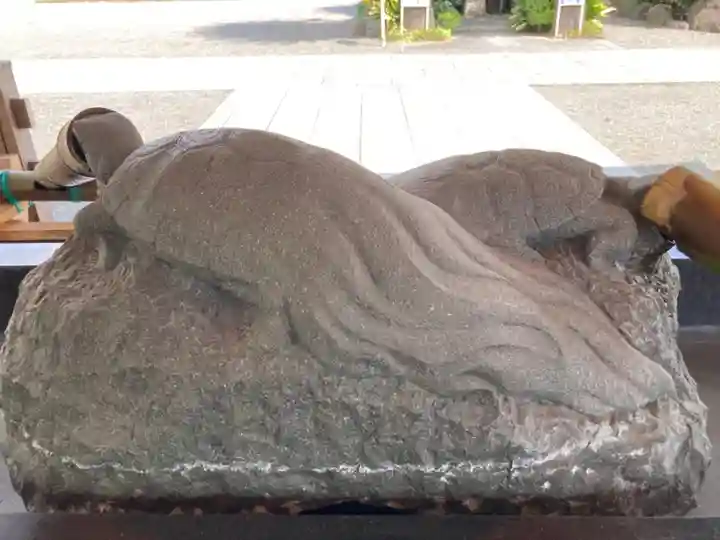 亀ケ池八幡宮の狛犬