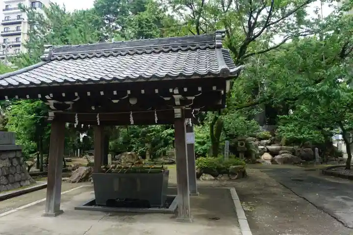 加納天満宮の手水舎