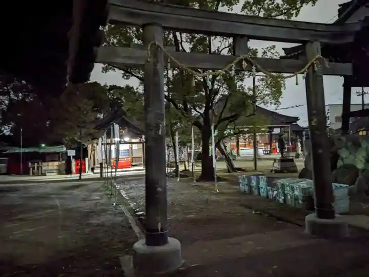 冨吉建速神社・八劔社(須成神社)の{uncategorized: "未分類", other: "その他", undefined: "問題あり", building: "その他建物", grave: "お墓", sacred_gate: "鳥居", guardian: "狛犬", statue: "像", buddha: "仏像", history: "歴史", nature: "自然", garden: "庭園", animal: "動物", pagoda: "塔", temizu: "手水舎", mountain_gate: "山門・神門", sanctuary: "本殿・本堂", subordinate: "末社・摂社", art: "芸術", scenery: "景色", jizo: "地蔵", ema: "絵馬", goshuin: "御朱印", omikuji: "おみくじ", items: "授与品その他", amulet: "お守り", goshuincho: "御朱印帳", eats: "食事", festival: "お祭り", votive_dance: "神楽", shichigosan: "七五三参", wedding: "結婚式", experience: "体験その他", initially: "初詣", around: "周辺", anti_infection: "感染症対策"}