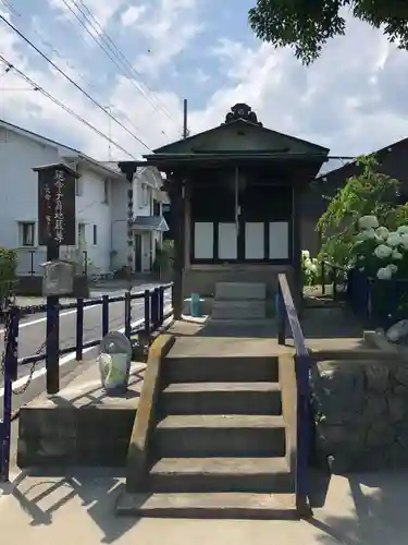日吉八王子神社の末社・摂社