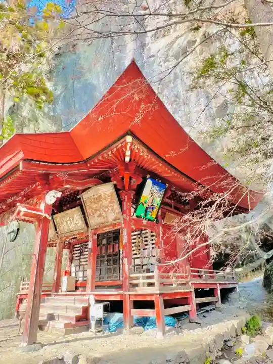 橋立堂の{uncategorized: "未分類", other: "その他", undefined: "問題あり", building: "その他建物", grave: "お墓", sacred_gate: "鳥居", guardian: "狛犬", statue: "像", buddha: "仏像", history: "歴史", nature: "自然", garden: "庭園", animal: "動物", pagoda: "塔", temizu: "手水舎", mountain_gate: "山門・神門", sanctuary: "本殿・本堂", subordinate: "末社・摂社", art: "芸術", scenery: "景色", jizo: "地蔵", ema: "絵馬", goshuin: "御朱印", omikuji: "おみくじ", items: "授与品その他", amulet: "お守り", goshuincho: "御朱印帳", eats: "食事", festival: "お祭り", votive_dance: "神楽", shichigosan: "七五三参", wedding: "結婚式", experience: "体験その他", initially: "初詣", around: "周辺", anti_infection: "感染症対策"}