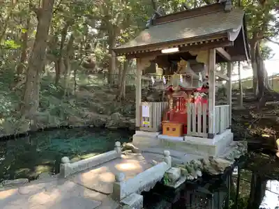 泉神社の末社・摂社