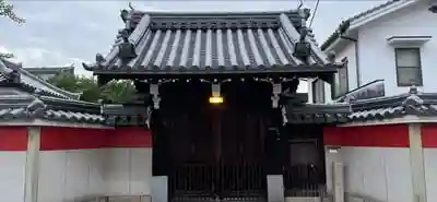 大寶寺の山門