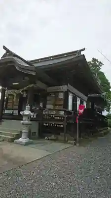 梅林八幡宮の本殿・本堂