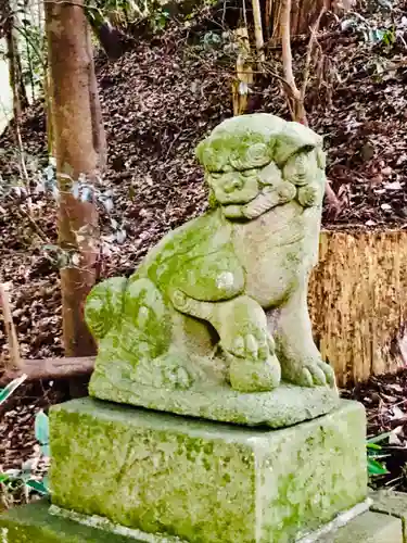 阿夫利神社の狛犬