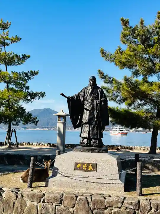 厳島神社(広島県)
