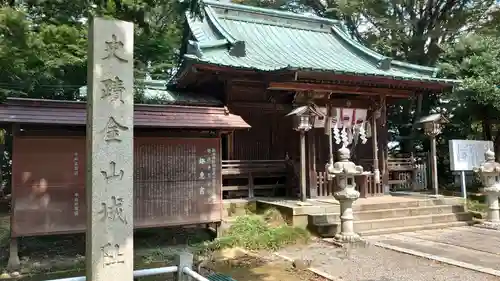 新田神社の本殿・本堂