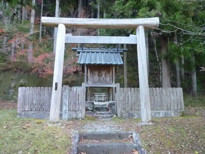 北畠神社の末社・摂社