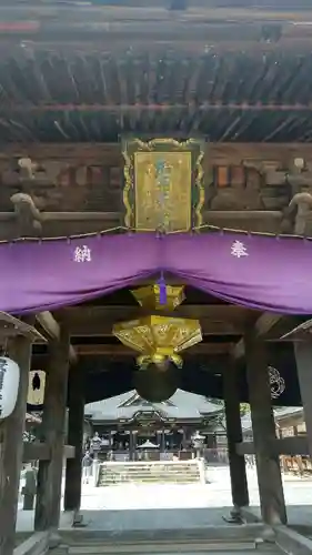 妻沼聖天山歓喜院の山門・神門