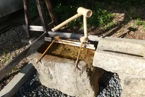 福王子神社の手水舎