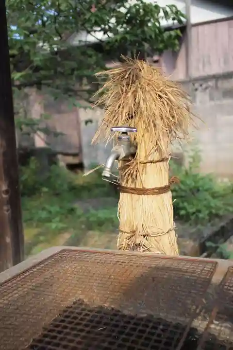 八宮神社の手水舎