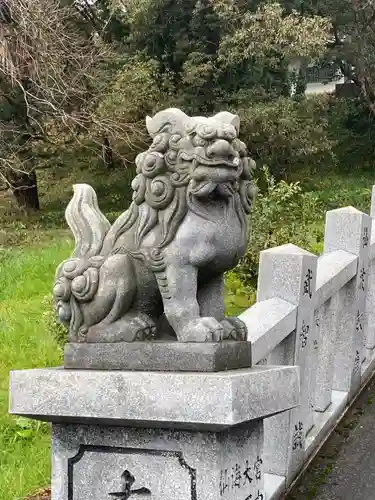 辰岡天満宮の狛犬