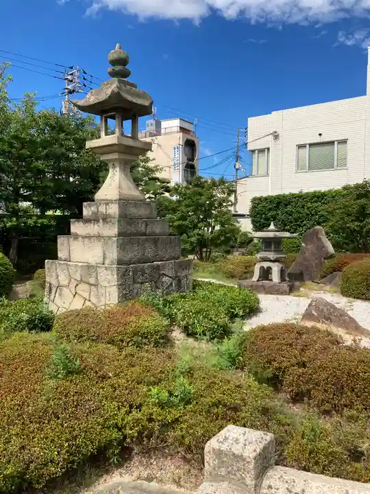 鶴羽根神社のその他建物