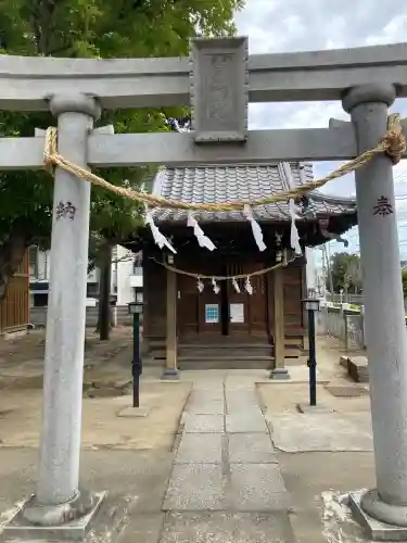 栗原氷川神社の{uncategorized: "未分類", other: "その他", undefined: "問題あり", building: "その他建物", grave: "お墓", sacred_gate: "鳥居", guardian: "狛犬", statue: "像", buddha: "仏像", history: "歴史", nature: "自然", garden: "庭園", animal: "動物", pagoda: "塔", temizu: "手水舎", mountain_gate: "山門・神門", sanctuary: "本殿・本堂", subordinate: "末社・摂社", art: "芸術", scenery: "景色", jizo: "地蔵", ema: "絵馬", goshuin: "御朱印", omikuji: "おみくじ", items: "授与品その他", amulet: "お守り", goshuincho: "御朱印帳", eats: "食事", festival: "お祭り", votive_dance: "神楽", shichigosan: "七五三参", wedding: "結婚式", experience: "体験その他", initially: "初詣", around: "周辺", anti_infection: "感染症対策"}