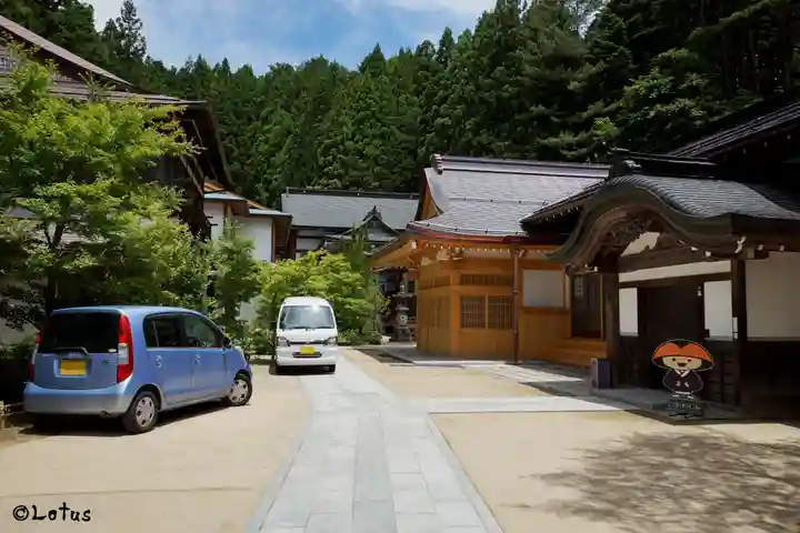 明王院のその他建物