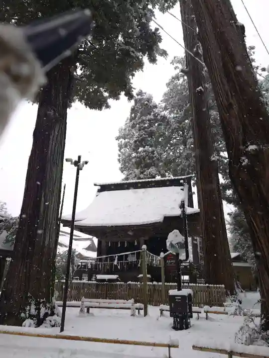 鹿島神宮の{uncategorized: "未分類", other: "その他", undefined: "問題あり", building: "その他建物", grave: "お墓", sacred_gate: "鳥居", guardian: "狛犬", statue: "像", buddha: "仏像", history: "歴史", nature: "自然", garden: "庭園", animal: "動物", pagoda: "塔", temizu: "手水舎", mountain_gate: "山門・神門", sanctuary: "本殿・本堂", subordinate: "末社・摂社", art: "芸術", scenery: "景色", jizo: "地蔵", ema: "絵馬", goshuin: "御朱印", omikuji: "おみくじ", items: "授与品その他", amulet: "お守り", goshuincho: "御朱印帳", eats: "食事", festival: "お祭り", votive_dance: "神楽", shichigosan: "七五三参", wedding: "結婚式", experience: "体験その他", initially: "初詣", around: "周辺", anti_infection: "感染症対策"}