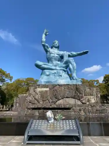 鎮西大社諏訪神社の{uncategorized: "未分類", other: "その他", undefined: "問題あり", building: "その他建物", grave: "お墓", sacred_gate: "鳥居", guardian: "狛犬", statue: "像", buddha: "仏像", history: "歴史", nature: "自然", garden: "庭園", animal: "動物", pagoda: "塔", temizu: "手水舎", mountain_gate: "山門・神門", sanctuary: "本殿・本堂", subordinate: "末社・摂社", art: "芸術", scenery: "景色", jizo: "地蔵", ema: "絵馬", goshuin: "御朱印", omikuji: "おみくじ", items: "授与品その他", amulet: "お守り", goshuincho: "御朱印帳", eats: "食事", festival: "お祭り", votive_dance: "神楽", shichigosan: "七五三参", wedding: "結婚式", experience: "体験その他", initially: "初詣", around: "周辺", anti_infection: "感染症対策"}