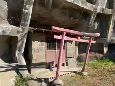 薬師堂の本殿・本堂