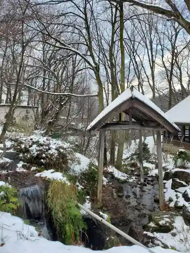 鬼神神社の建物その他