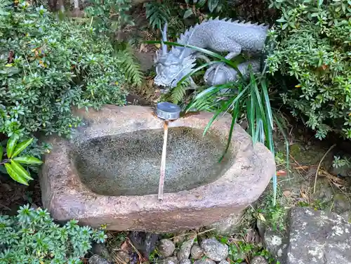 江島神社の手水舎