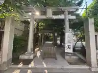 千住本氷川神社の{uncategorized: "未分類", other: "その他", undefined: "問題あり", building: "その他建物", grave: "お墓", sacred_gate: "鳥居", guardian: "狛犬", statue: "像", buddha: "仏像", history: "歴史", nature: "自然", garden: "庭園", animal: "動物", pagoda: "塔", temizu: "手水舎", mountain_gate: "山門・神門", sanctuary: "本殿・本堂", subordinate: "末社・摂社", art: "芸術", scenery: "景色", jizo: "地蔵", ema: "絵馬", goshuin: "御朱印", omikuji: "おみくじ", items: "授与品その他", amulet: "お守り", goshuincho: "御朱印帳", eats: "食事", festival: "お祭り", votive_dance: "神楽", shichigosan: "七五三参", wedding: "結婚式", experience: "体験その他", initially: "初詣", around: "周辺", anti_infection: "感染症対策"}