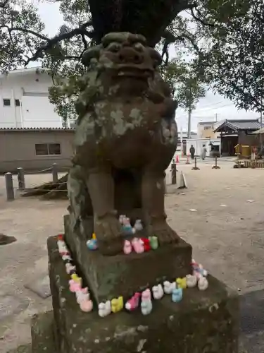 現人神社の{uncategorized: "未分類", other: "その他", undefined: "問題あり", building: "その他建物", grave: "お墓", sacred_gate: "鳥居", guardian: "狛犬", statue: "像", buddha: "仏像", history: "歴史", nature: "自然", garden: "庭園", animal: "動物", pagoda: "塔", temizu: "手水舎", mountain_gate: "山門・神門", sanctuary: "本殿・本堂", subordinate: "末社・摂社", art: "芸術", scenery: "景色", jizo: "地蔵", ema: "絵馬", goshuin: "御朱印", omikuji: "おみくじ", items: "授与品その他", amulet: "お守り", goshuincho: "御朱印帳", eats: "食事", festival: "お祭り", votive_dance: "神楽", shichigosan: "七五三参", wedding: "結婚式", experience: "体験その他", initially: "初詣", around: "周辺", anti_infection: "感染症対策"}