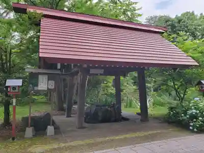 永山神社の手水舎