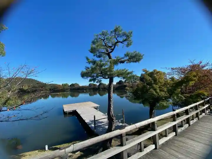 大覚寺の{uncategorized: "未分類", other: "その他", undefined: "問題あり", building: "その他建物", grave: "お墓", sacred_gate: "鳥居", guardian: "狛犬", statue: "像", buddha: "仏像", history: "歴史", nature: "自然", garden: "庭園", animal: "動物", pagoda: "塔", temizu: "手水舎", mountain_gate: "山門・神門", sanctuary: "本殿・本堂", subordinate: "末社・摂社", art: "芸術", scenery: "景色", jizo: "地蔵", ema: "絵馬", goshuin: "御朱印", omikuji: "おみくじ", items: "授与品その他", amulet: "お守り", goshuincho: "御朱印帳", eats: "食事", festival: "お祭り", votive_dance: "神楽", shichigosan: "七五三参", wedding: "結婚式", experience: "体験その他", initially: "初詣", around: "周辺", anti_infection: "感染症対策"}